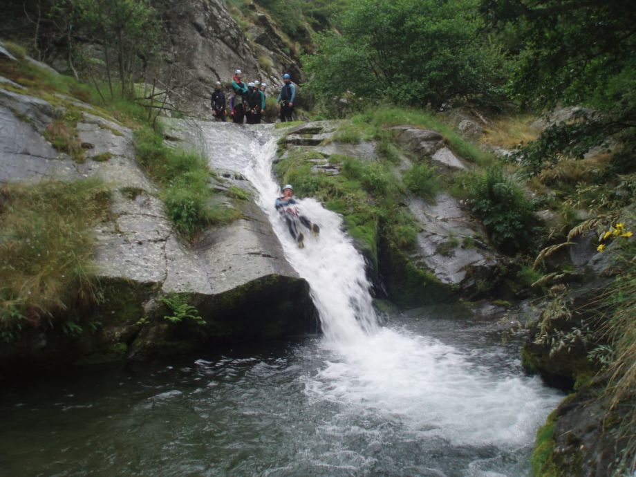 stage canyoning Pyrénées